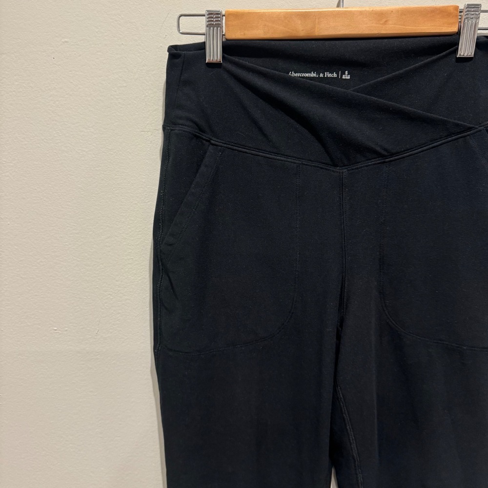 Abercrombie & Fitch Black Crossover Waist Jogger Pants Slim Fit | Size S - Picture 5 of 10